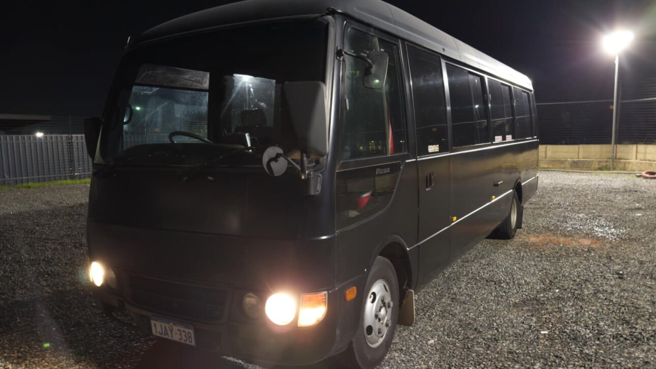 party-charter-perth-bus-25-seater-gallery-1